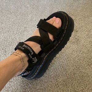 Doc marten sandals size 8 women’s
